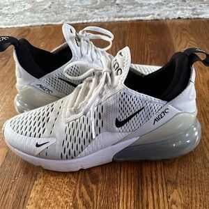 Nike White & Black Air Max 270 Mesh Sneakers